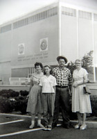 Agnes, Connie, Floyd, Blanche (Floyd's Wife & Daughter)