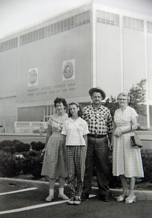 Agnes, Connie, Floyd, Blanche (Floyd's Wife & Daughter)