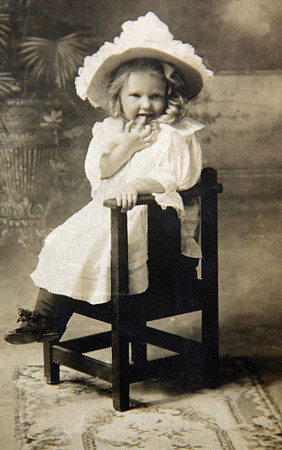 Blanche Windecker Levensailor
